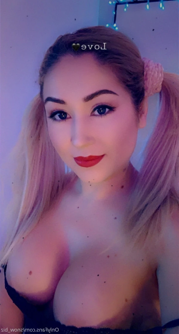 Snow [ snow_biz ] Onlyfans leaked photo 7197896 on Hotleaks.tv
