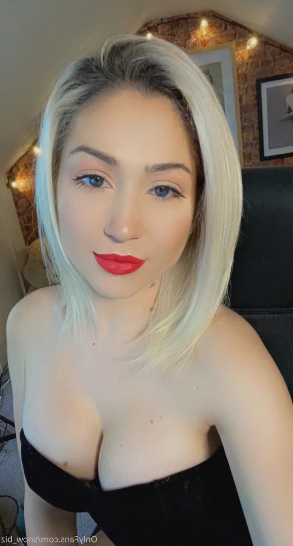 Snow [ snow_biz ] Onlyfans leaked photo 7198950 on Hotleaks.tv