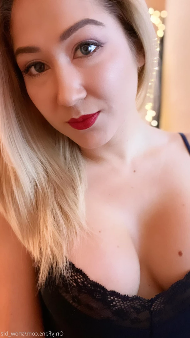 Snow [ snow_biz ] Onlyfans leaked photo 7199148 on Hotleaks.tv