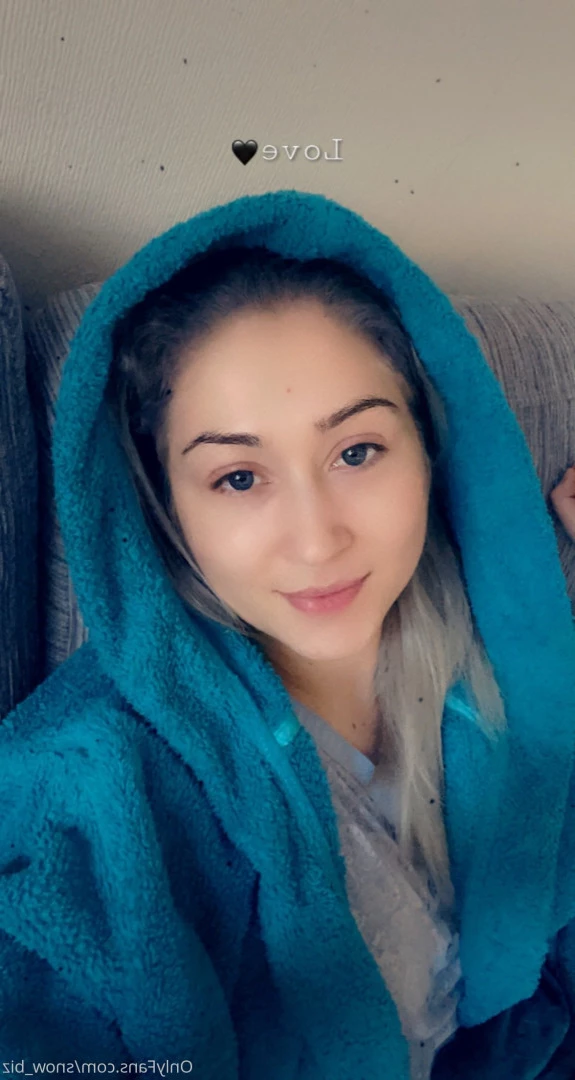 Snow [ snow_biz ] Onlyfans leaked photo 7199492 on Hotleaks.tv