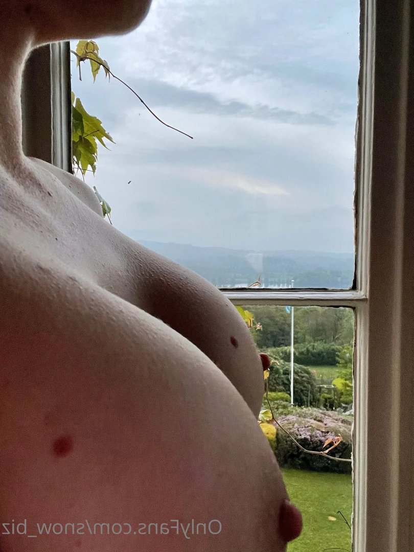 Snow [ snow_biz ] Onlyfans leaked photo 7199503 on Hotleaks.tv