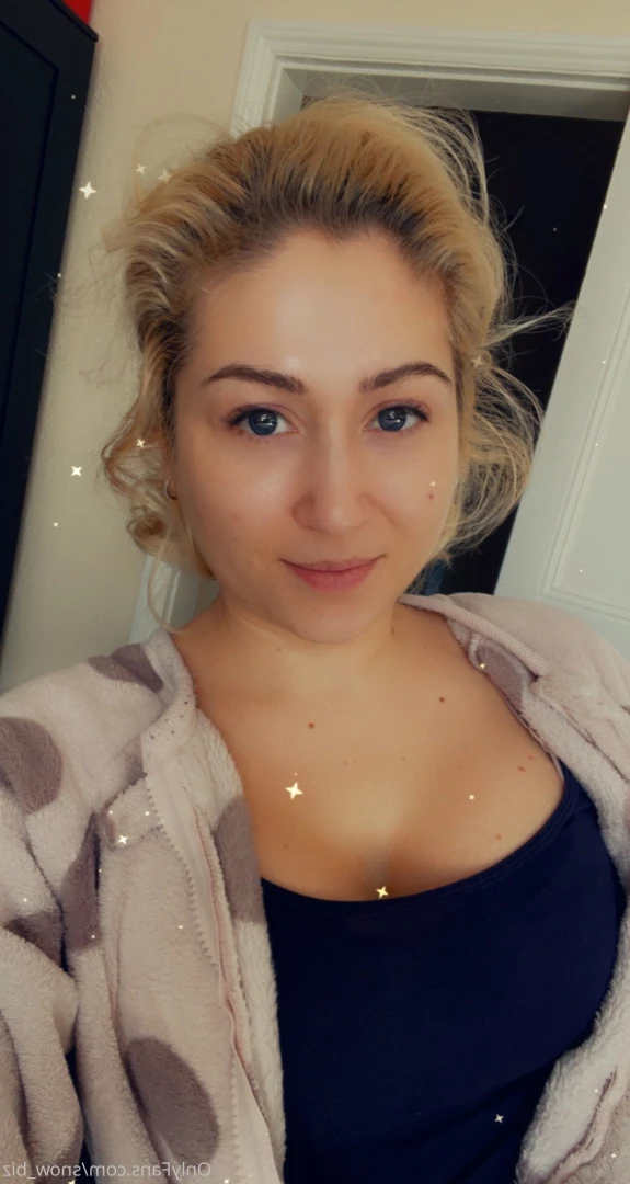 Snow [ snow_biz ] Onlyfans leaked photo 7199812 on Hotleaks.tv