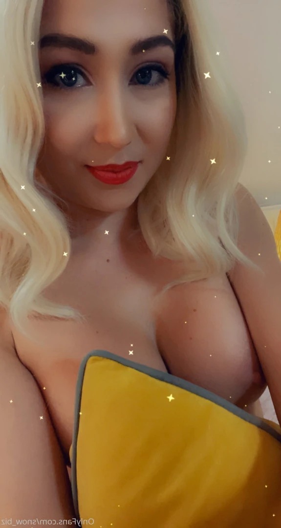 Snow [ snow_biz ] Onlyfans leaked photo 7199841 on Hotleaks.tv