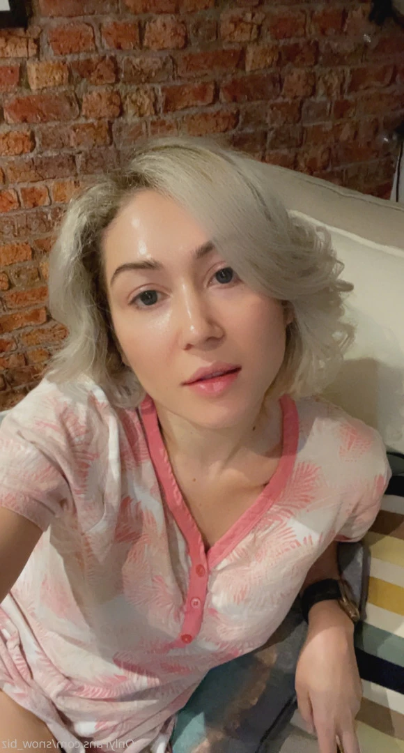 Snow [ snow_biz ] Onlyfans leaked photo 7200869 on Hotleaks.tv