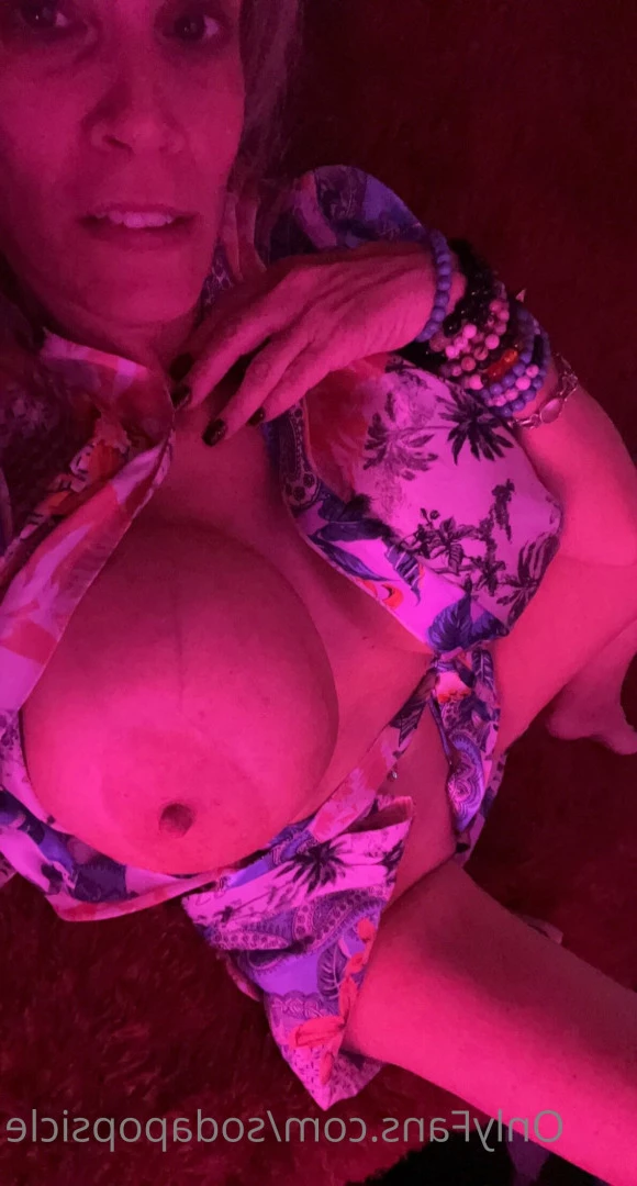 Soda popsicle [ sodapopsicle ] Onlyfans leaked photo 7054014 on Hotleaks.tv