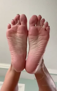 6884010