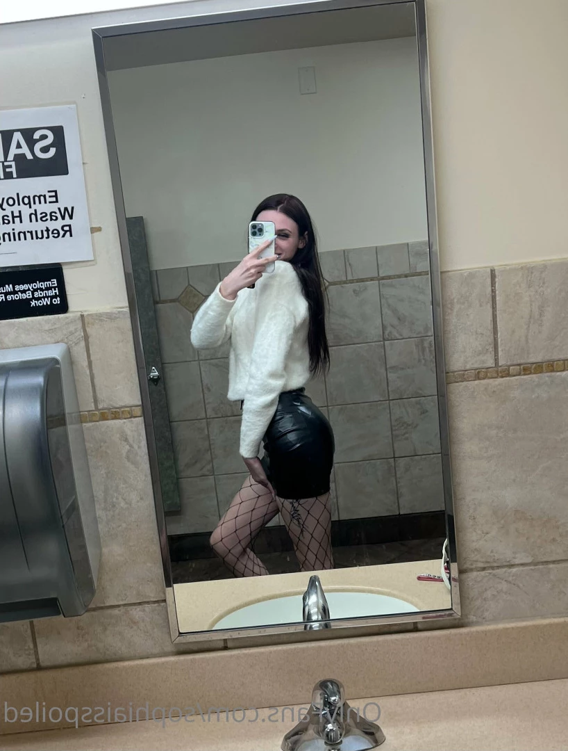 Miss Sophia Nyx 💰 [ sophiaisspoiled ] Onlyfans leaked photo 7094771 on Hotleaks.tv