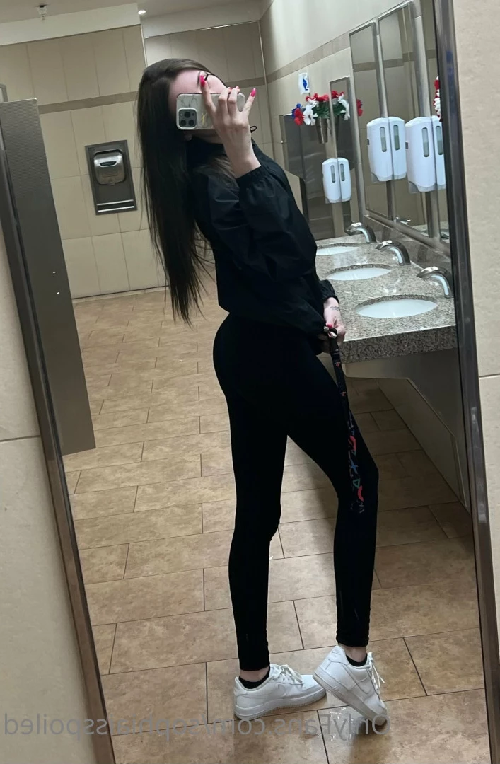 Miss Sophia Nyx 💰 [ sophiaisspoiled ] Onlyfans leaked photo 7095192 on Hotleaks.tv