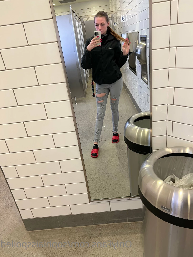 Miss Sophia Nyx 💰 [ sophiaisspoiled ] Onlyfans leaked photo 7097068 on Hotleaks.tv