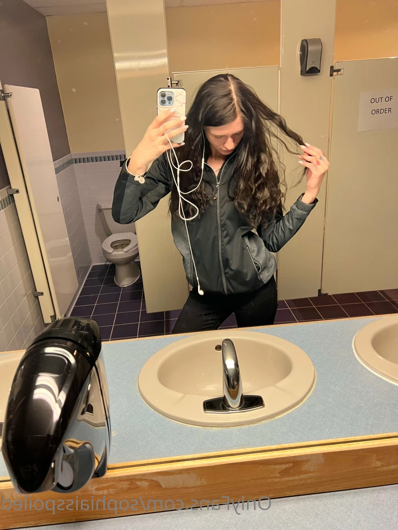 Miss Sophia Nyx 💰 [ sophiaisspoiled ] Onlyfans leaked photo 7097988 on Hotleaks.tv
