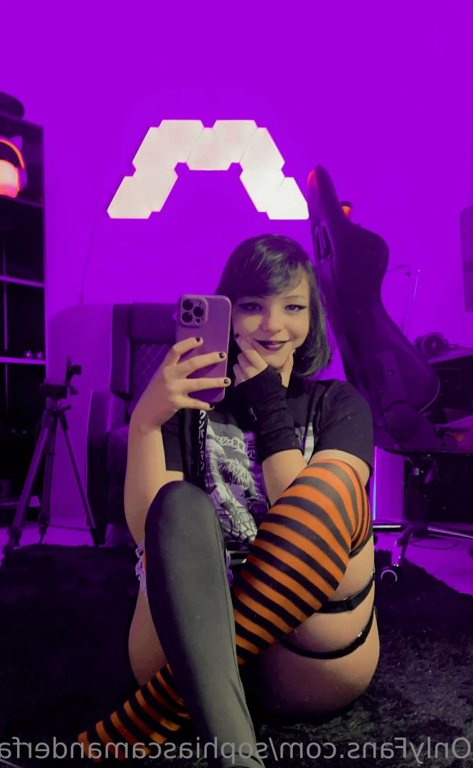 sophiascamander [ sophiascamanderfans ] Onlyfans leaked photo 10451030 on Hotleaks.tv