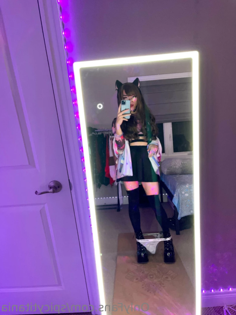 Erika [ spicytitania ] Onlyfans leaked photo 13761807 on Hotleaks.tv