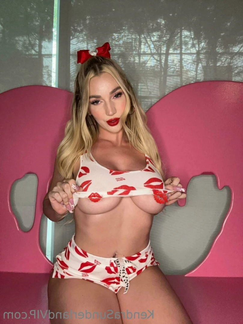 Kendra Sunderland [ kslibrarygirl ] Onlyfans leaked photo 14549591 on Hotleaks.tv