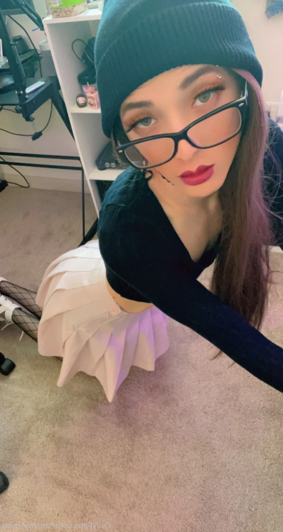 𝕾𝖙𝖔𝖗𝖒𝖞 [ stormy_buns ] Onlyfans leaked photo 7071633 on Hotleaks.tv