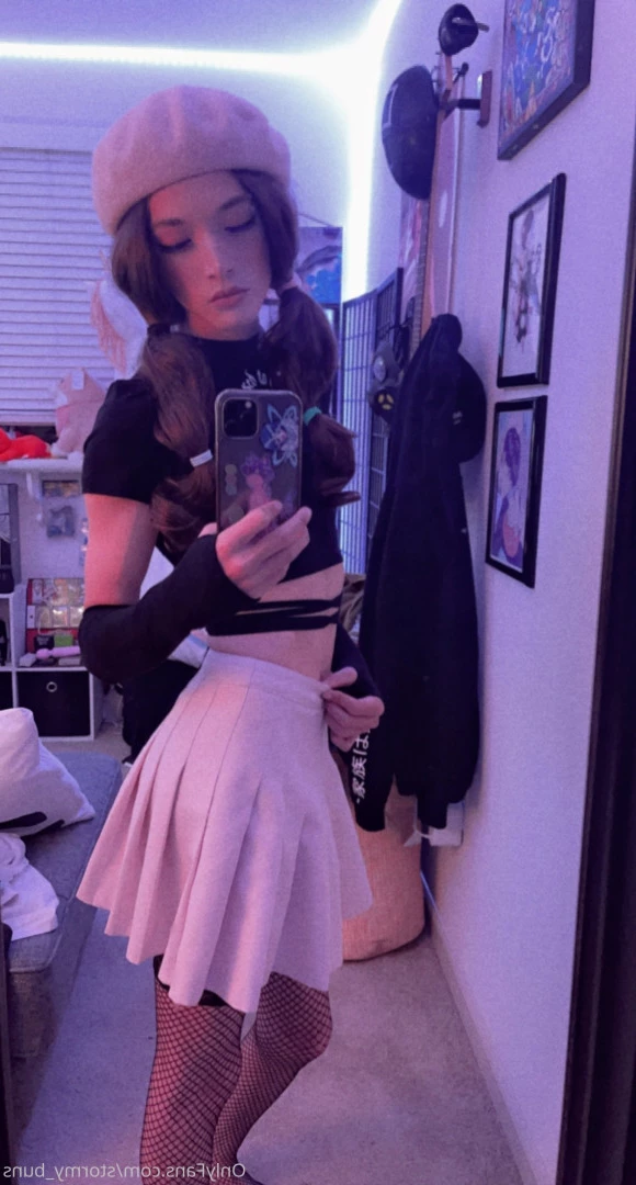 𝕾𝖙𝖔𝖗𝖒𝖞 [ stormy_buns ] Onlyfans leaked photo 7072924 on Hotleaks.tv
