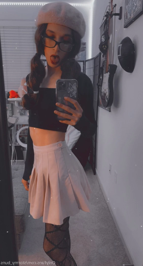𝕾𝖙𝖔𝖗𝖒𝖞 [ stormy_buns ] Onlyfans leaked photo 7073381 on Hotleaks.tv