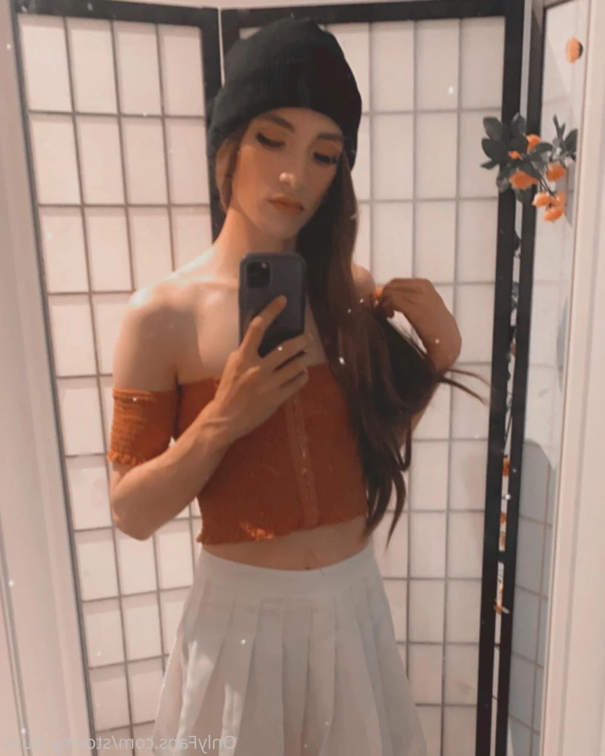 𝕾𝖙𝖔𝖗𝖒𝖞 [ stormy_buns ] Onlyfans leaked photo 7074075 on Hotleaks.tv