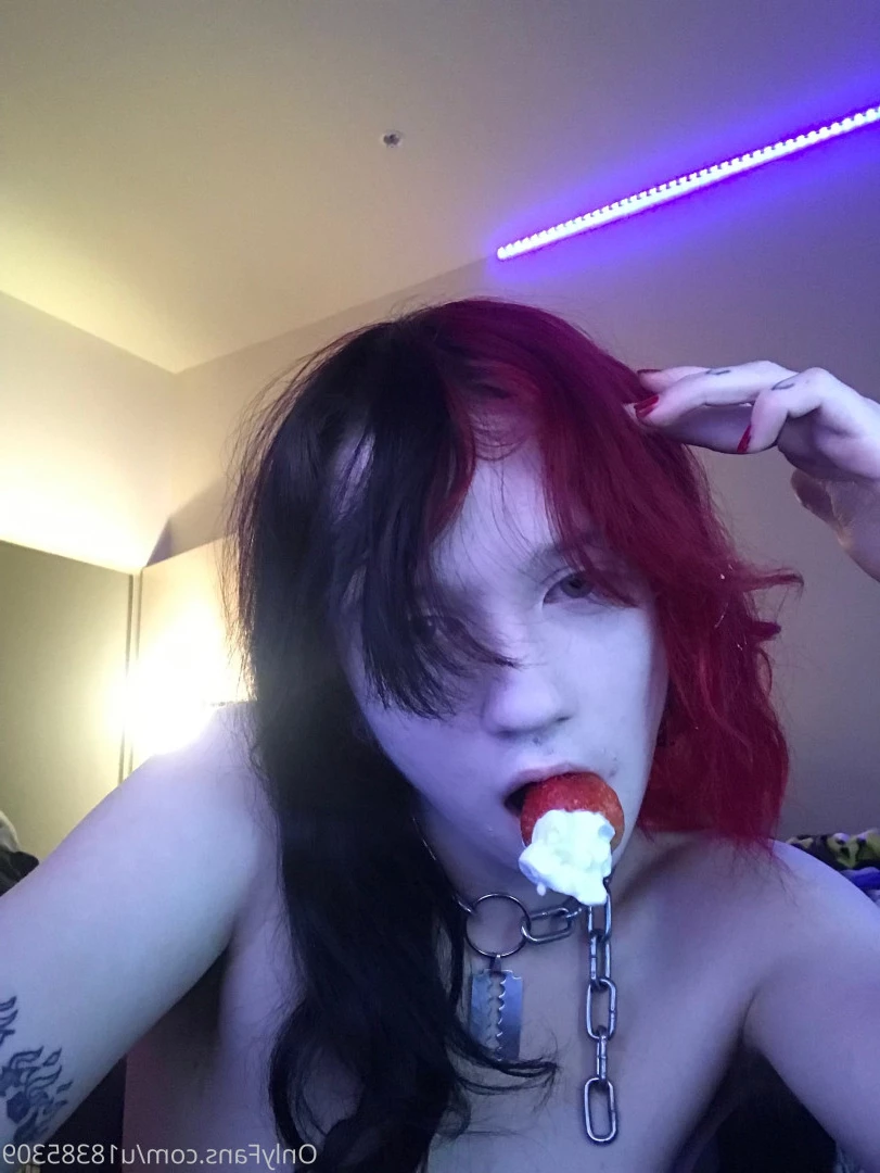 Alex [ strawberryswitch ] Onlyfans leaked photo 6634029 on Hotleaks.tv