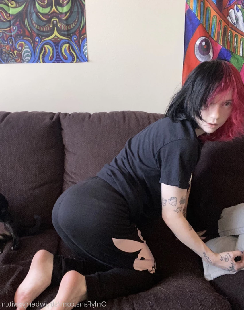 Alex [ strawberryswitch ] Onlyfans leaked photo 6634057 on Hotleaks.tv