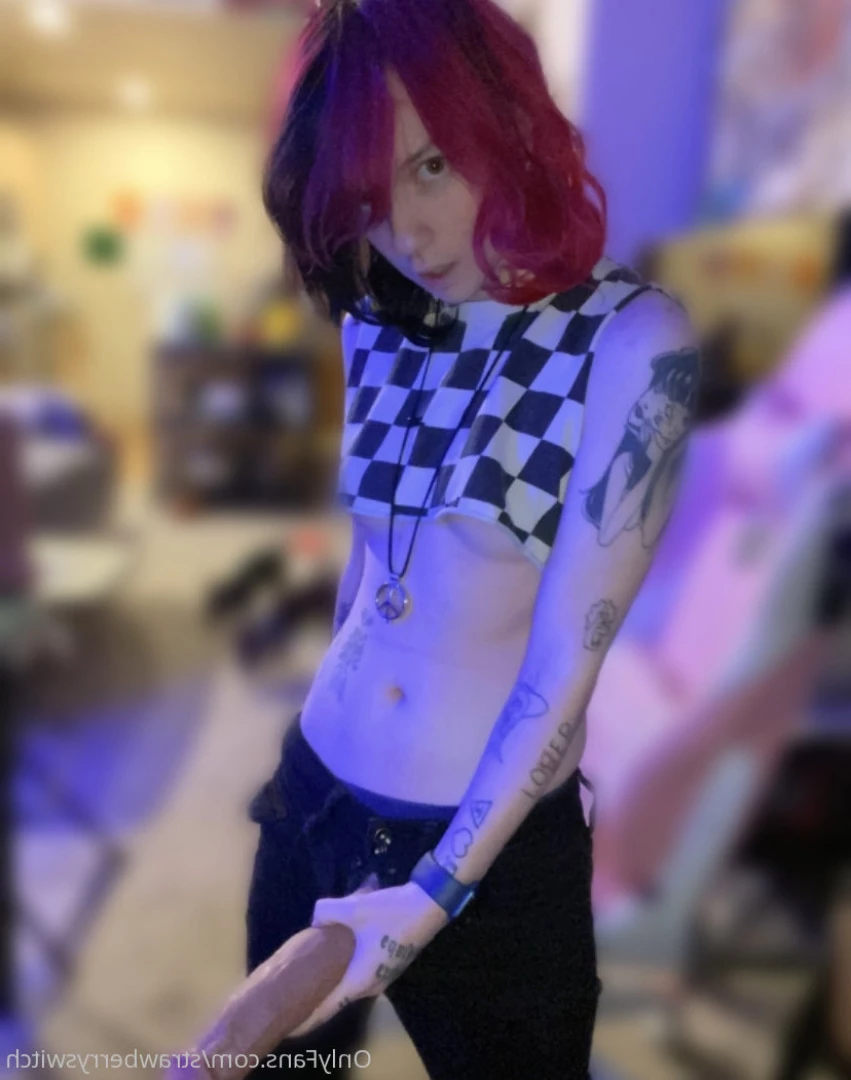 Alex [ strawberryswitch ] Onlyfans leaked photo 6634273 on Hotleaks.tv