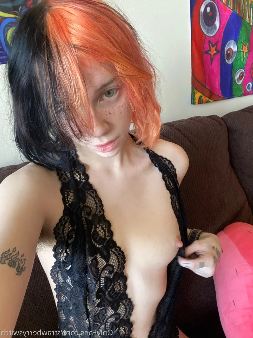 Alex [ strawberryswitch ] Onlyfans leaked photo 6635015 on Hotleaks.tv