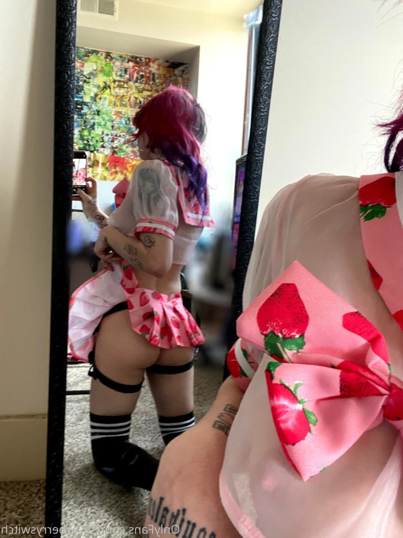 Alex [ strawberryswitch ] Onlyfans leaked photo 6636985 on Hotleaks.tv