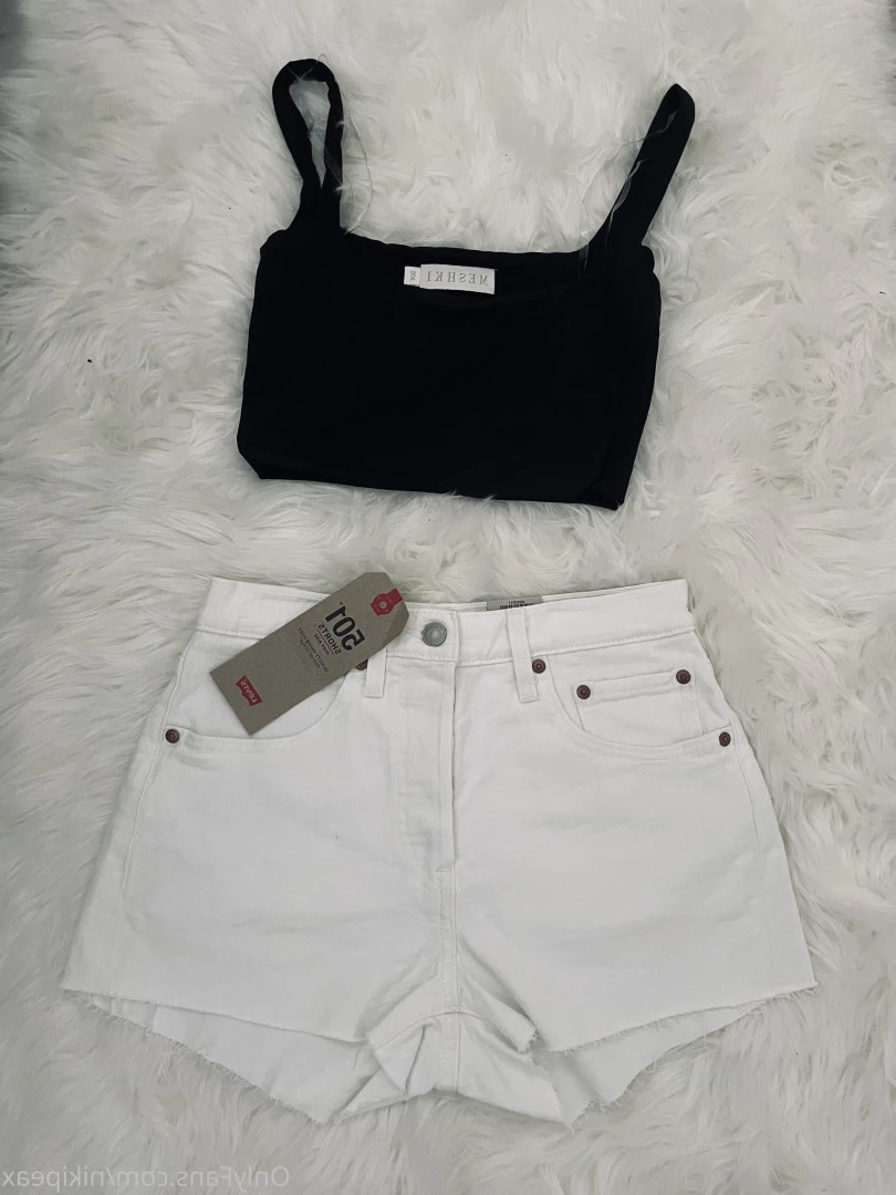 Styled by Niki [ styledbyniki ] Onlyfans leaked photo 9480693 on Hotleaks.tv