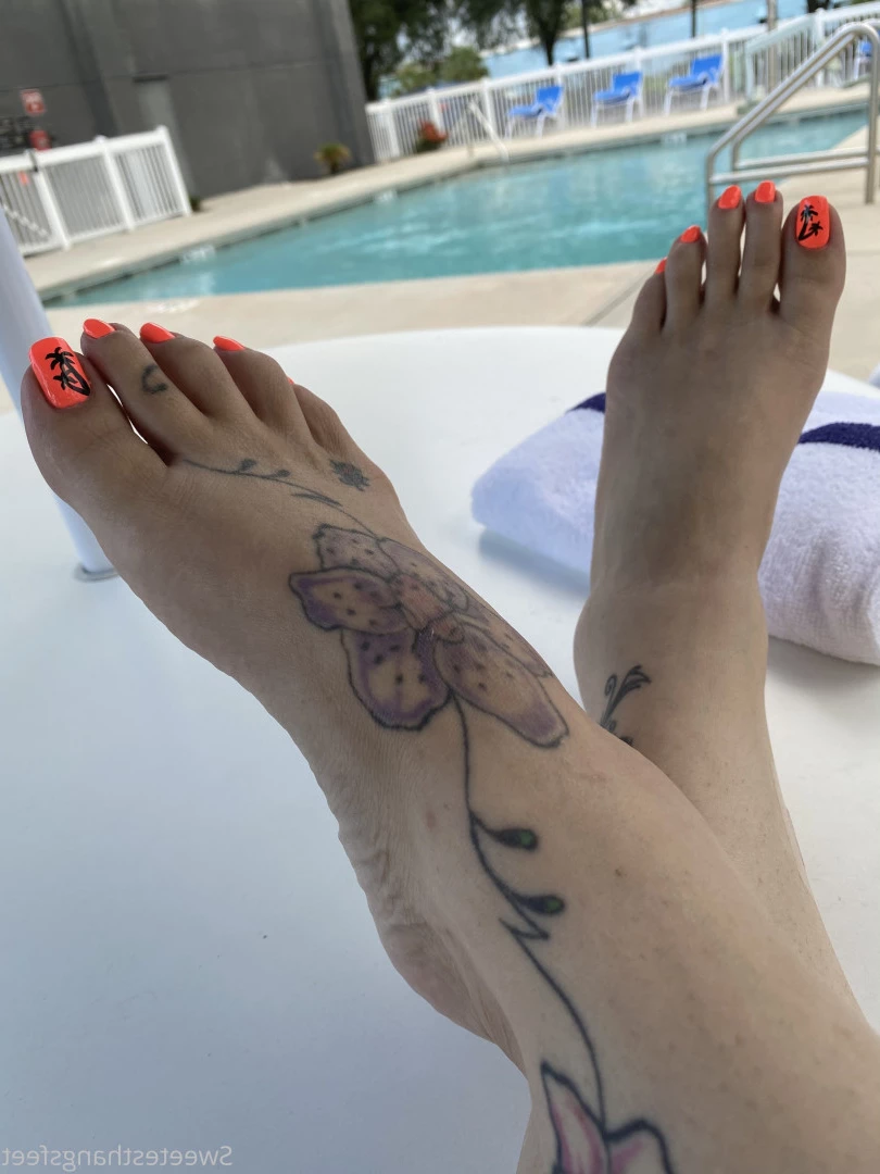 Goddess Rhonda [ sweetesthangsfeet ] Onlyfans leaked photo 7024273 on Hotleaks.tv