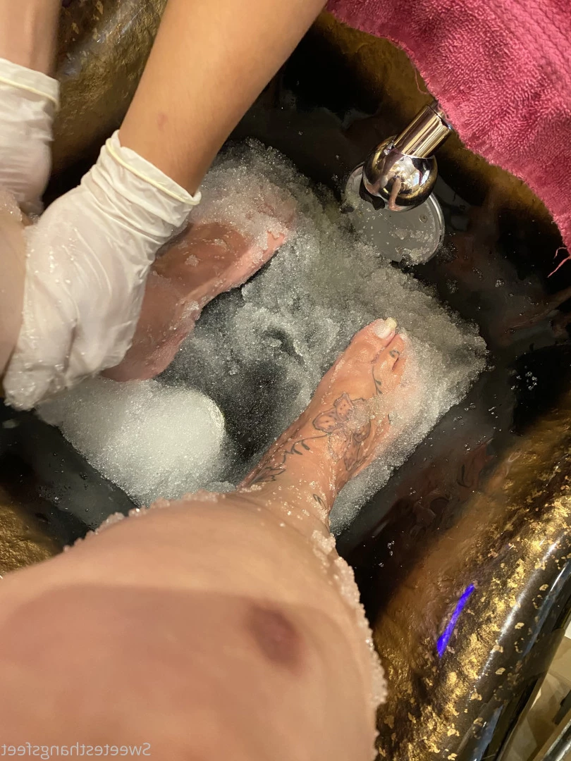 Goddess Rhonda [ sweetesthangsfeet ] Onlyfans leaked photo 7026819 on Hotleaks.tv