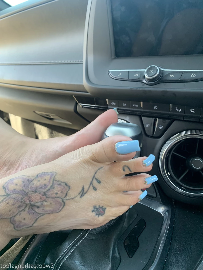 Goddess Rhonda [ sweetesthangsfeet ] Onlyfans leaked photo 7026875 on Hotleaks.tv
