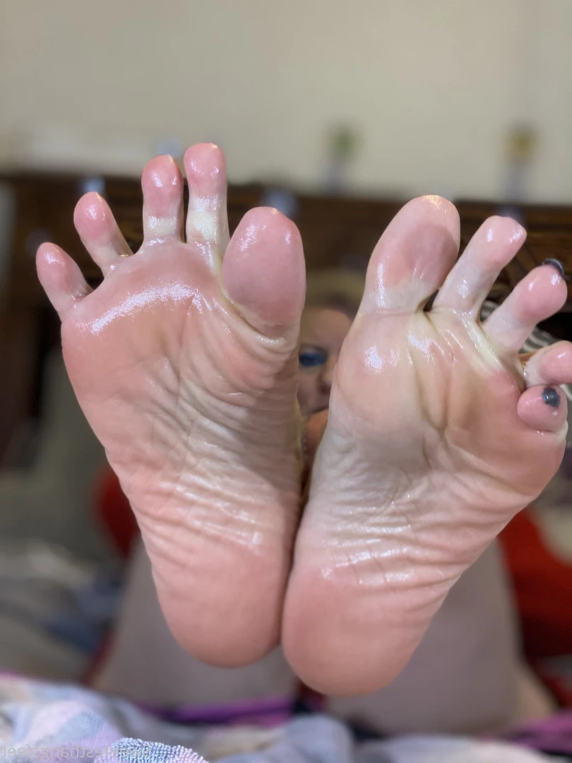 Goddess Rhonda [ sweetesthangsfeet ] Onlyfans leaked photo 7031266 on Hotleaks.tv