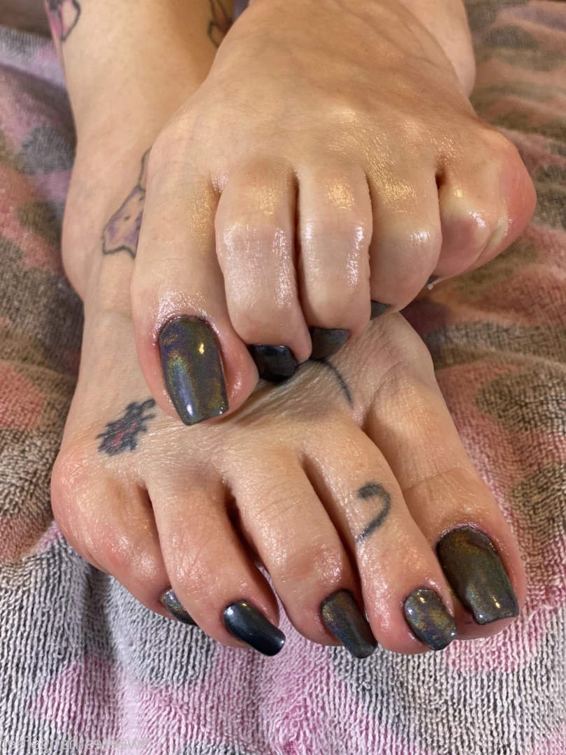 Goddess Rhonda [ sweetesthangsfeet ] Onlyfans leaked photo 7032244 on Hotleaks.tv