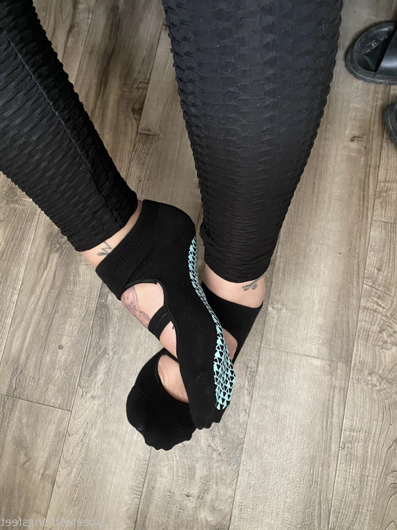 Goddess Rhonda [ sweetesthangsfeet ] Onlyfans leaked photo 7032415 on Hotleaks.tv