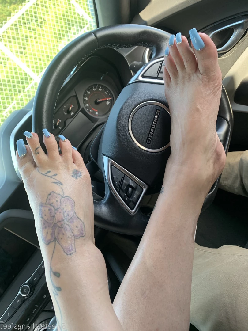 Goddess Rhonda [ sweetesthangsfeet ] Onlyfans leaked photo 7033351 on Hotleaks.tv