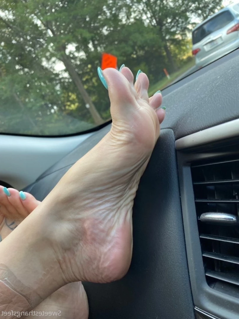 Goddess Rhonda [ sweetesthangsfeet ] Onlyfans leaked photo 7034191 on Hotleaks.tv