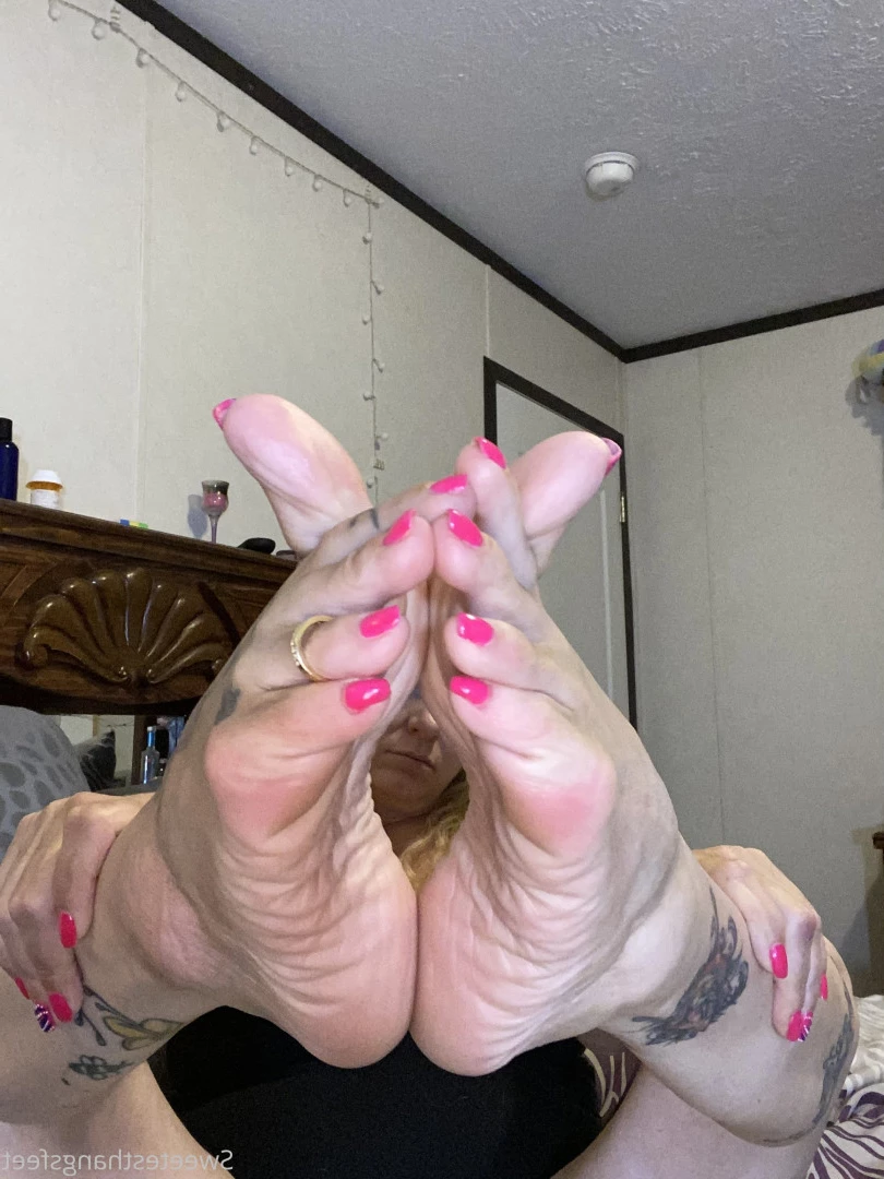 Goddess Rhonda [ sweetesthangsfeet ] Onlyfans leaked photo 7035547 on Hotleaks.tv