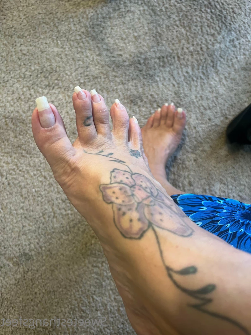 Goddess Rhonda [ sweetesthangsfeet ] Onlyfans leaked photo 7035639 on Hotleaks.tv