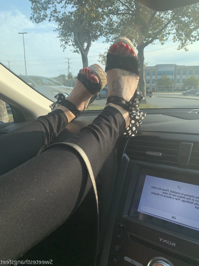 Goddess Rhonda [ sweetesthangsfeet ] Onlyfans leaked photo 7035804 on Hotleaks.tv