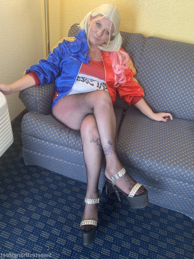 Goddess Rhonda [ sweetesthangsfeet ] Onlyfans leaked photo 7041107 on Hotleaks.tv