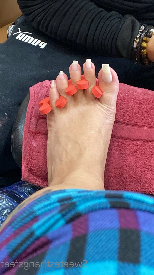 Goddess Rhonda [ sweetesthangsfeet ] Onlyfans leaked photo 7042265 on Hotleaks.tv