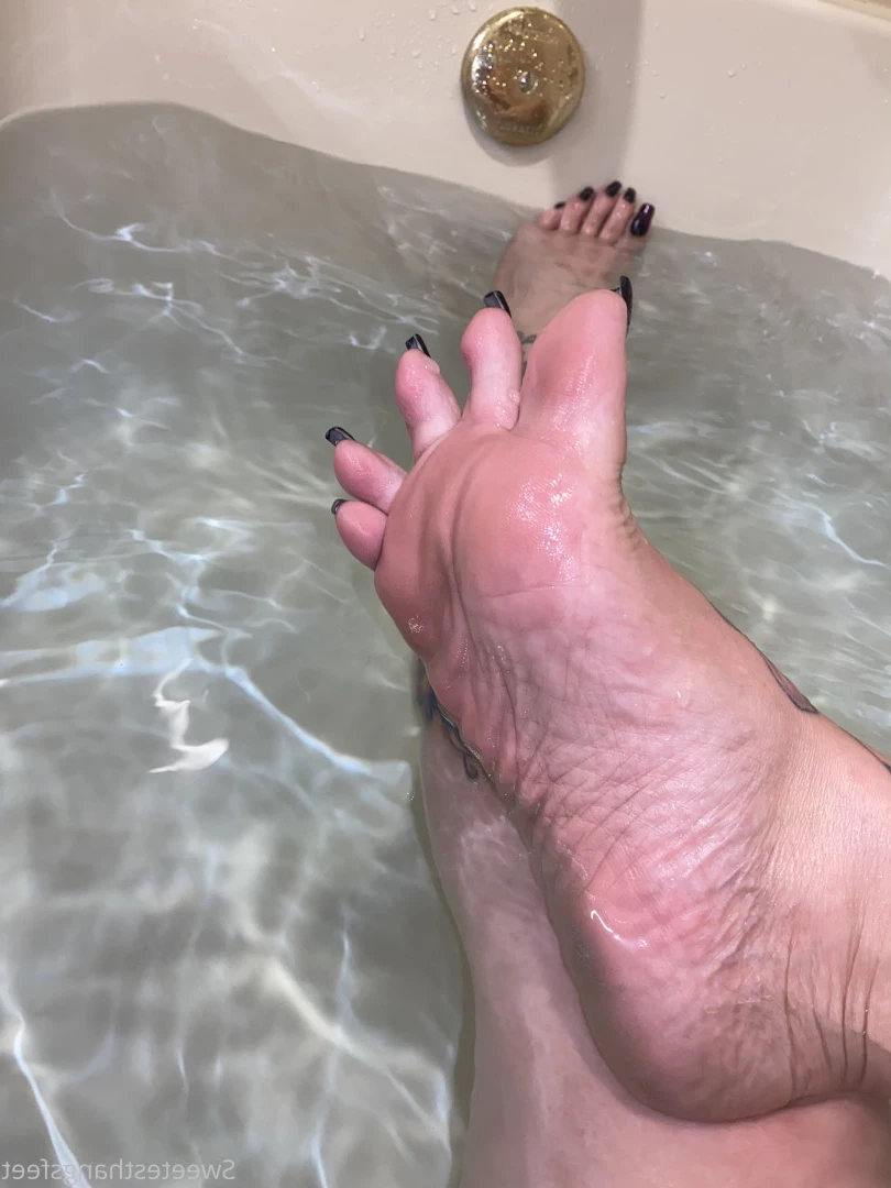 Goddess Rhonda [ sweetesthangsfeet ] Onlyfans leaked photo 7043251 on Hotleaks.tv