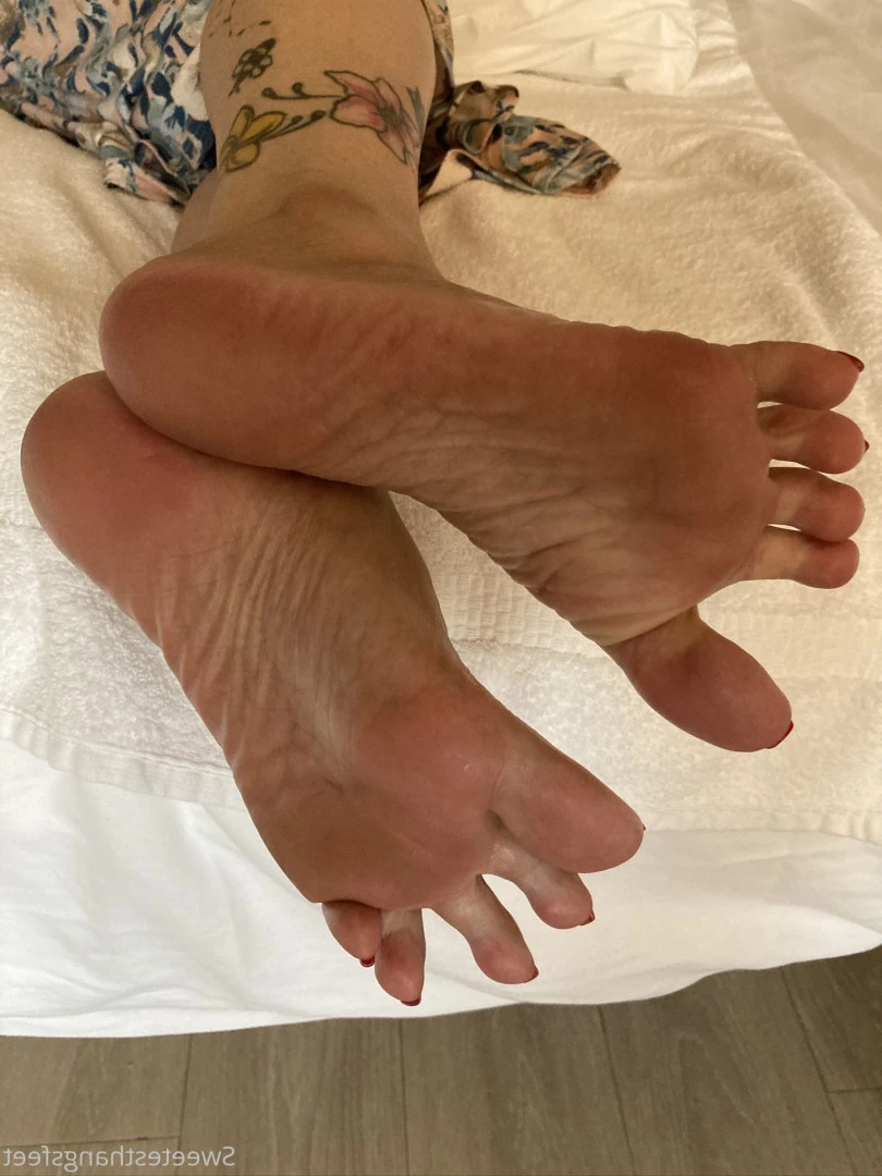 Goddess Rhonda [ sweetesthangsfeet ] Onlyfans leaked photo 7043947 on Hotleaks.tv