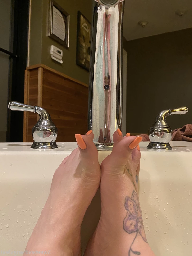 Goddess Rhonda [ sweetesthangsfeet ] Onlyfans leaked photo 7044305 on Hotleaks.tv