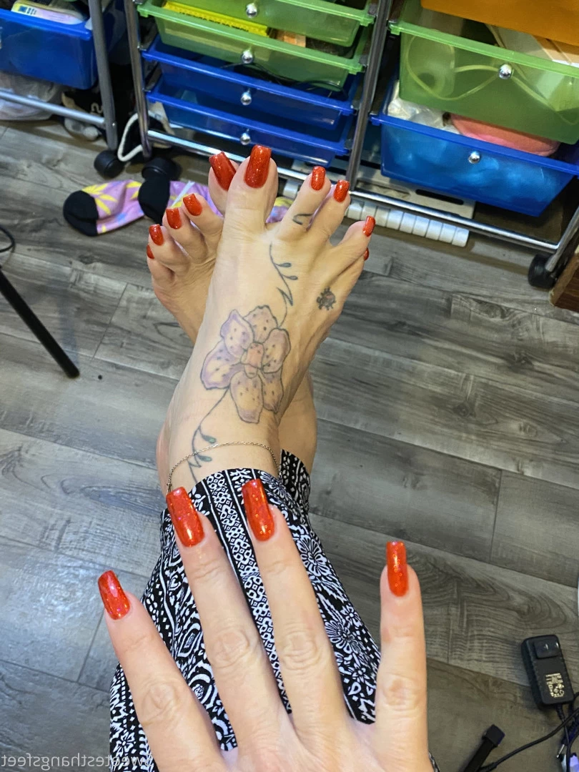 Goddess Rhonda [ sweetesthangsfeet ] Onlyfans leaked photo 7046981 on Hotleaks.tv