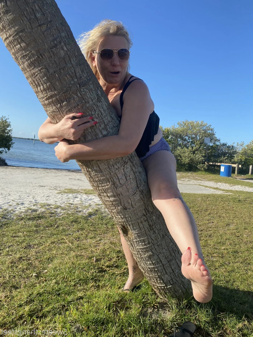 Goddess Rhonda [ sweetesthangsfeet ] Onlyfans leaked photo 7049013 on Hotleaks.tv