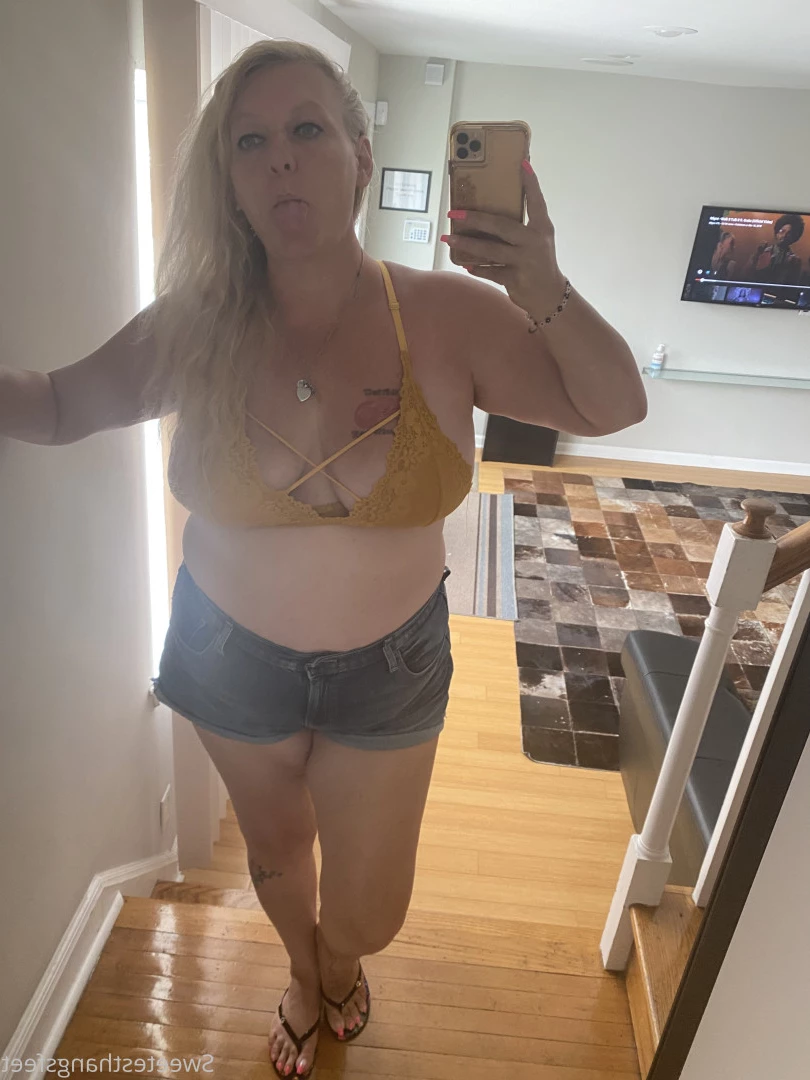 Goddess Rhonda [ sweetesthangsfeet ] Onlyfans leaked photo 7049527 on Hotleaks.tv