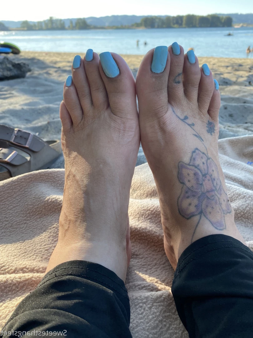 Goddess Rhonda [ sweetesthangsfeet ] Onlyfans leaked photo 7049544 on Hotleaks.tv