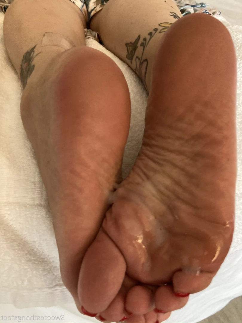 Goddess Rhonda [ sweetesthangsfeet ] Onlyfans leaked photo 7052845 on Hotleaks.tv