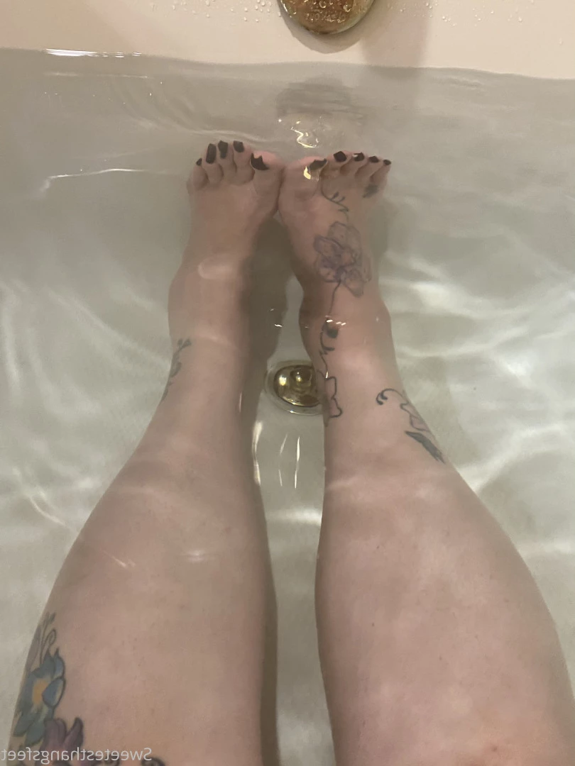 Goddess Rhonda [ sweetesthangsfeet ] Onlyfans leaked photo 7053204 on Hotleaks.tv