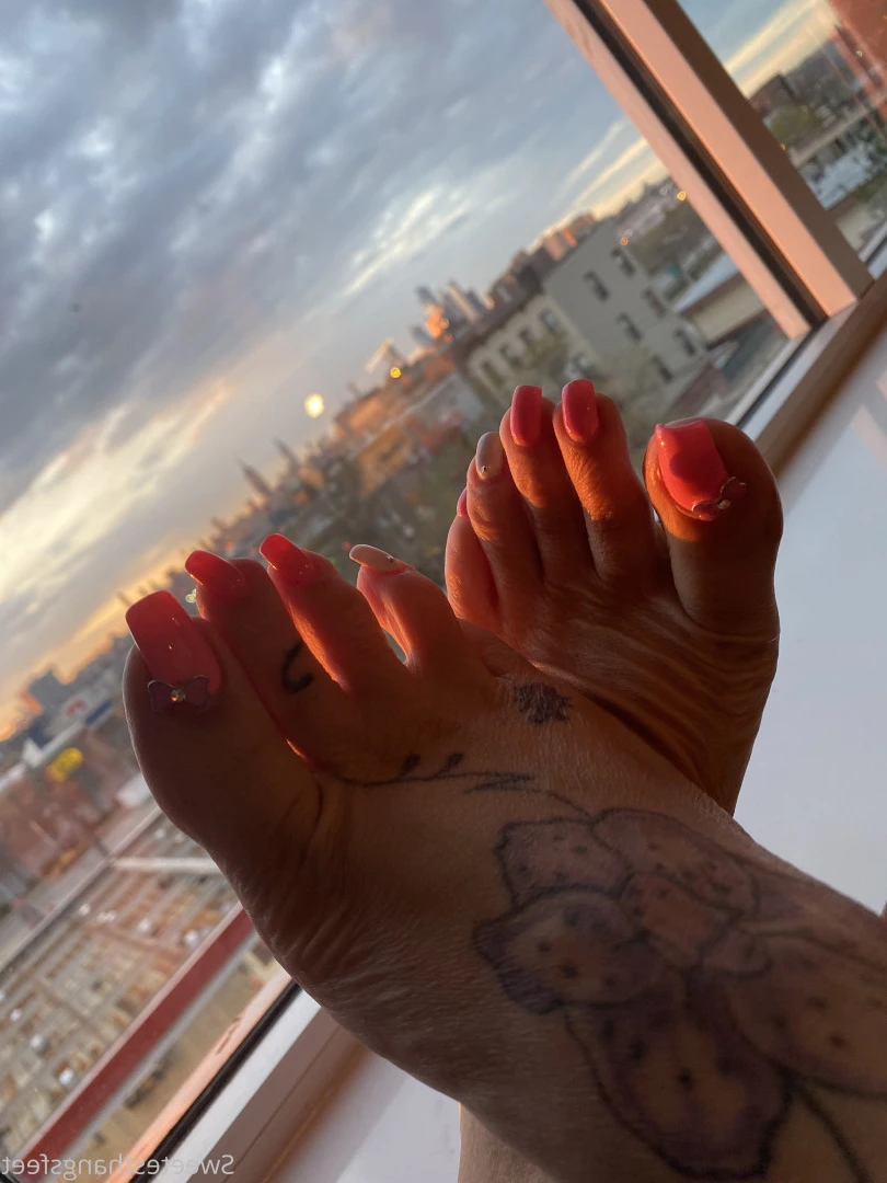 Goddess Rhonda [ sweetesthangsfeet ] Onlyfans leaked photo 7053847 on Hotleaks.tv